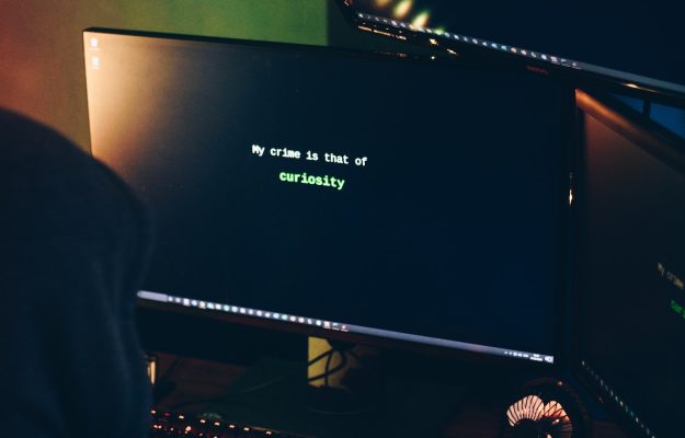 Mitarbeiterakte hacken